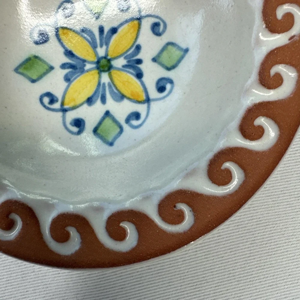 Hand Painted Ceramic 3.5 Inch Bowl Made in‎ Italy